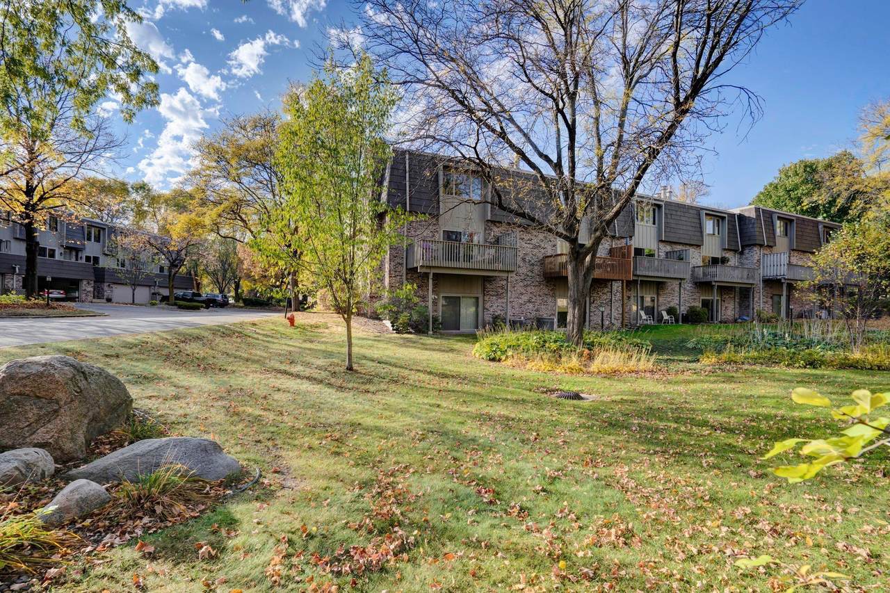 10311 Berkshire Road - Photo 1