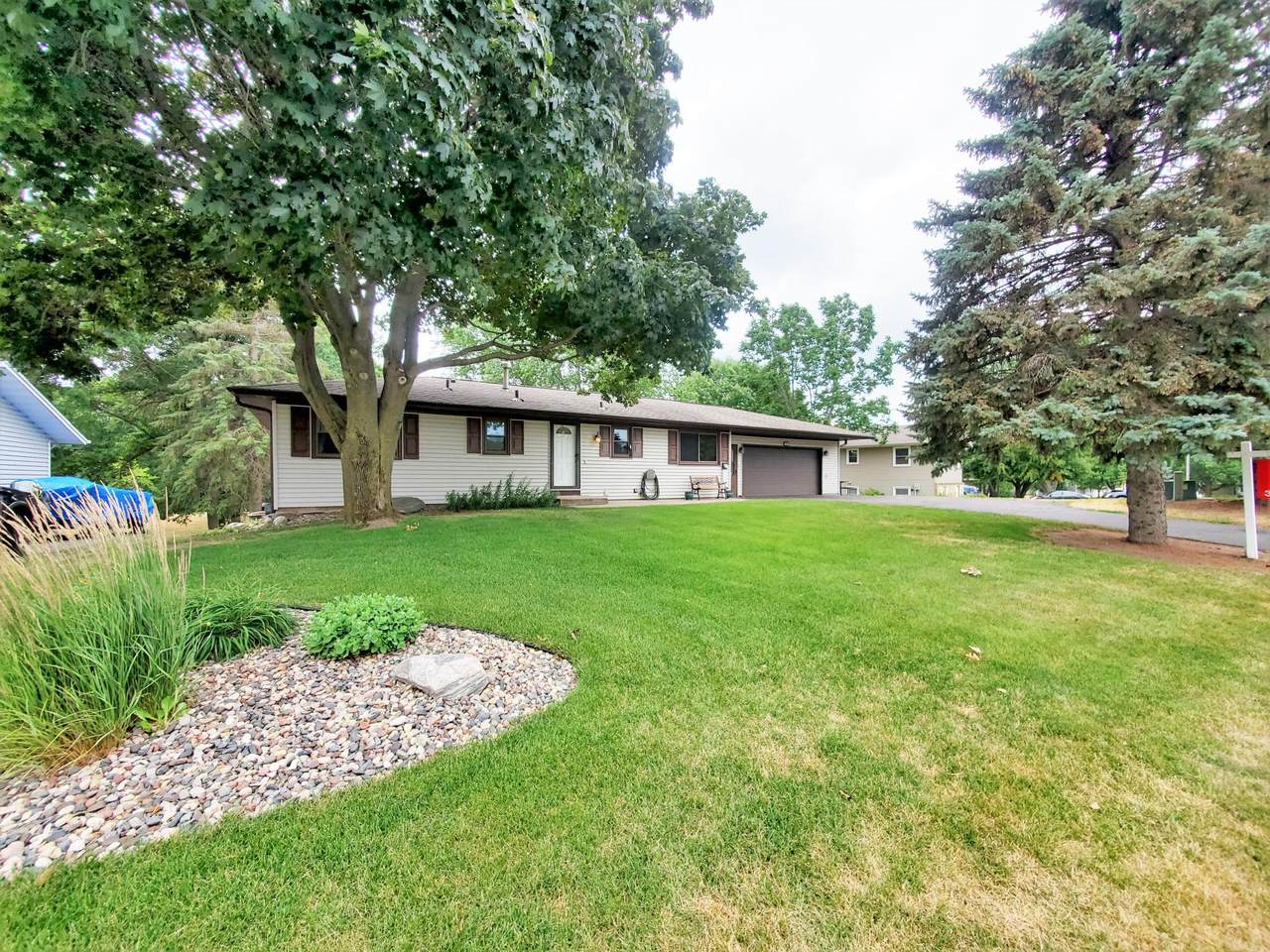 801 Ridge Drive - Photo 1