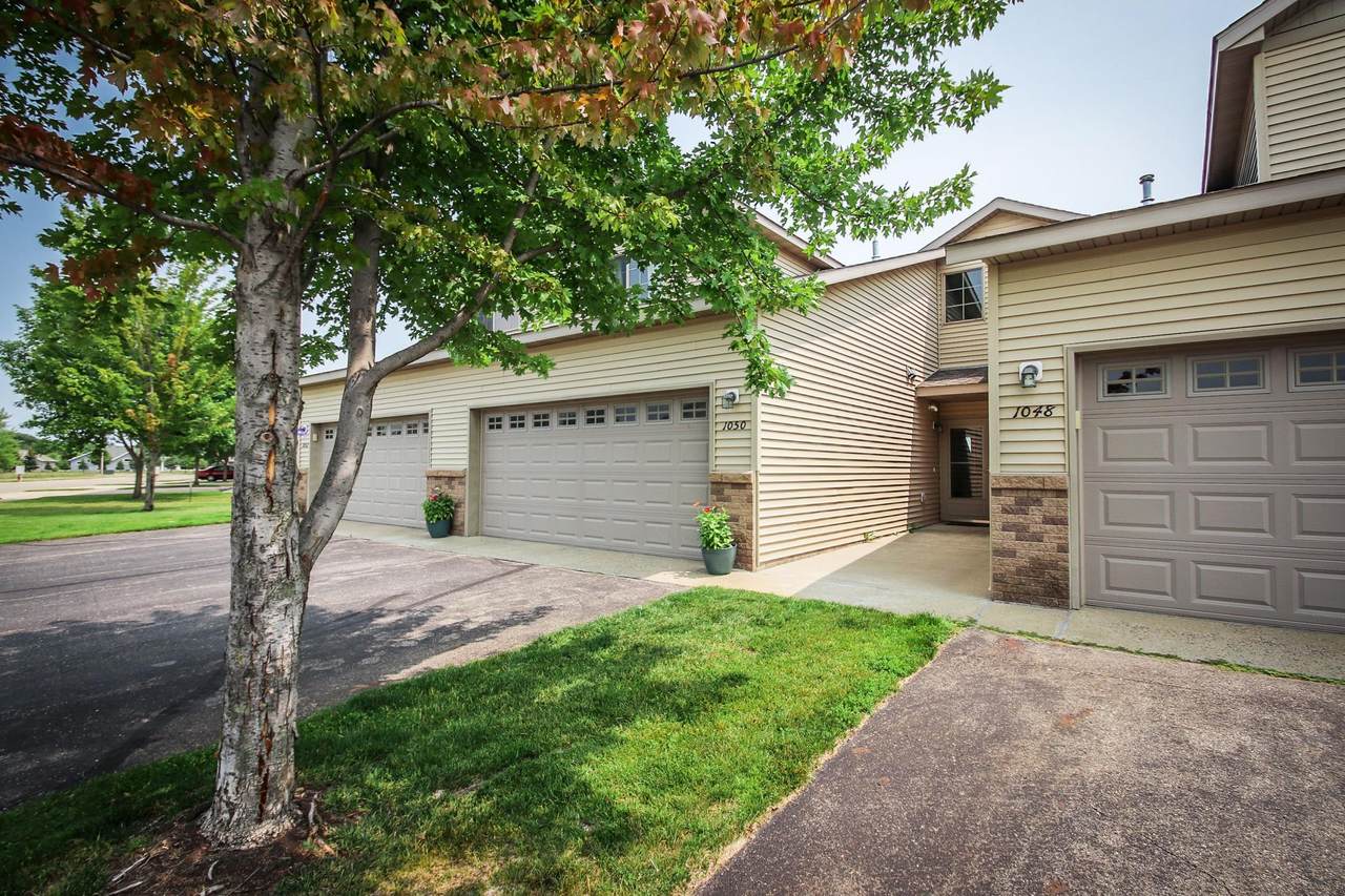 1050 Manor Court - Photo 1
