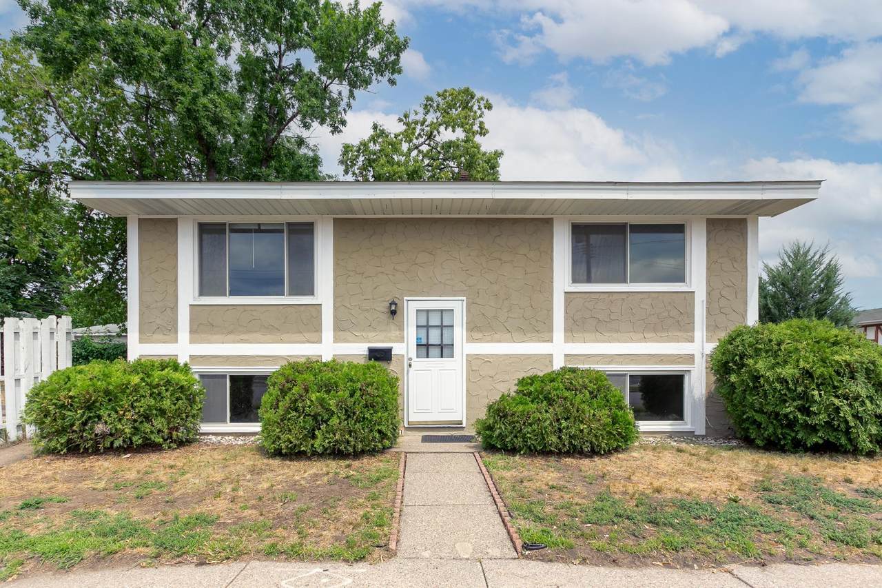 841 Spring Street - Photo 1