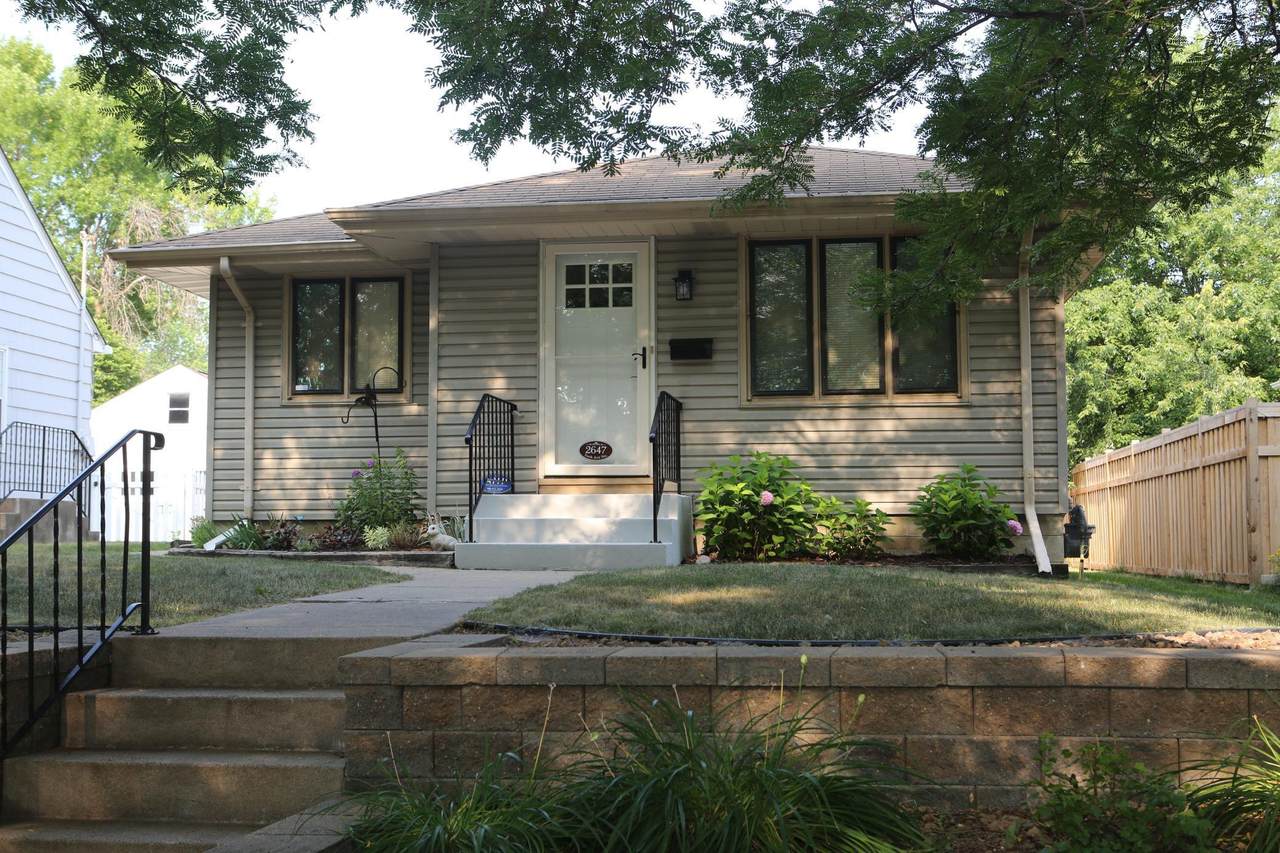 2647 York Avenue - Photo 1