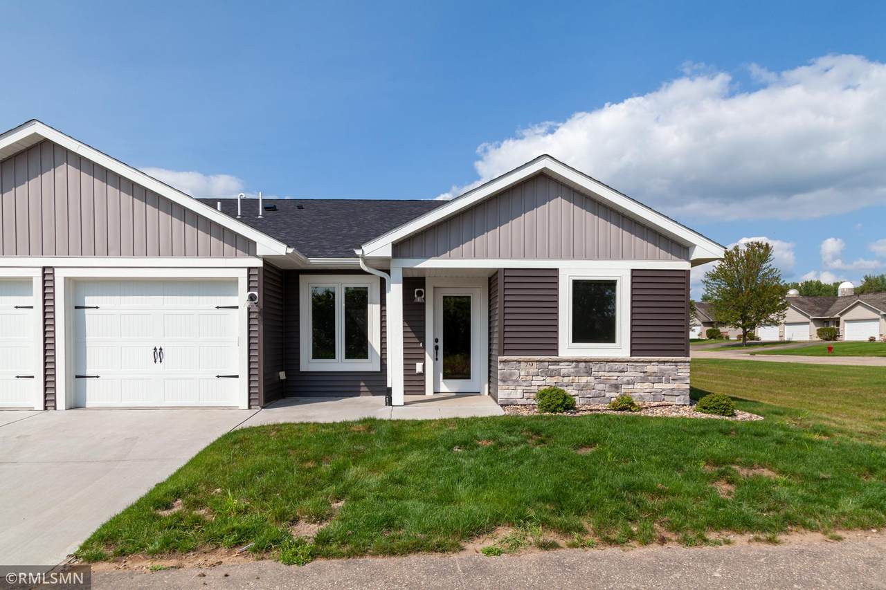 300 Cedar Street - Photo 1