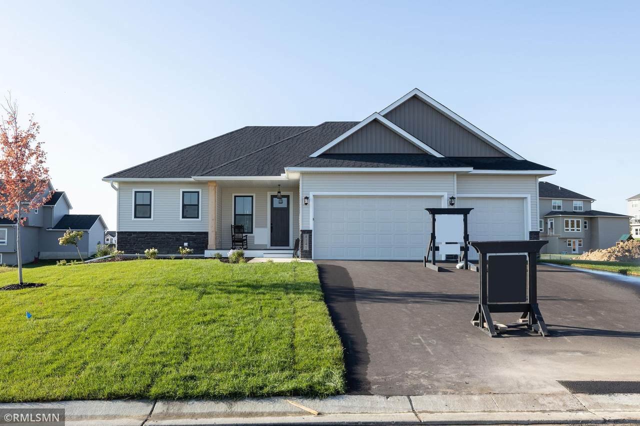 8141 198 Street - Photo 1