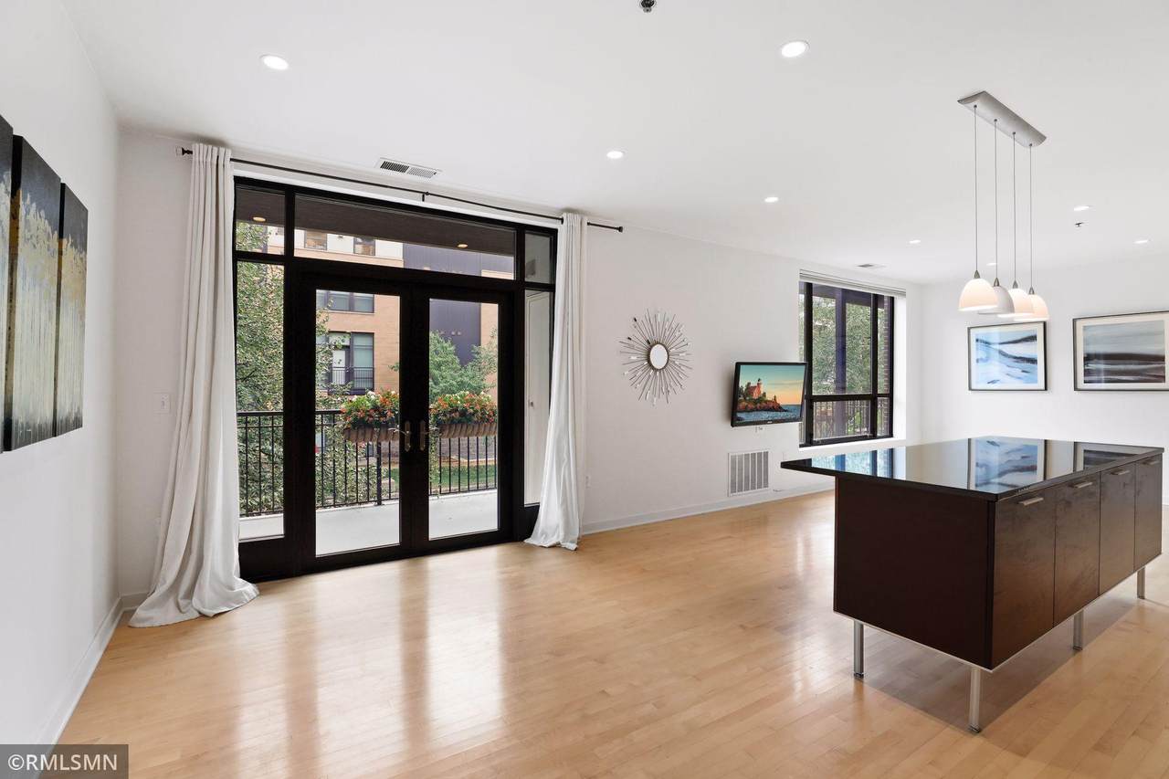 3116 Lake Street - Photo 1