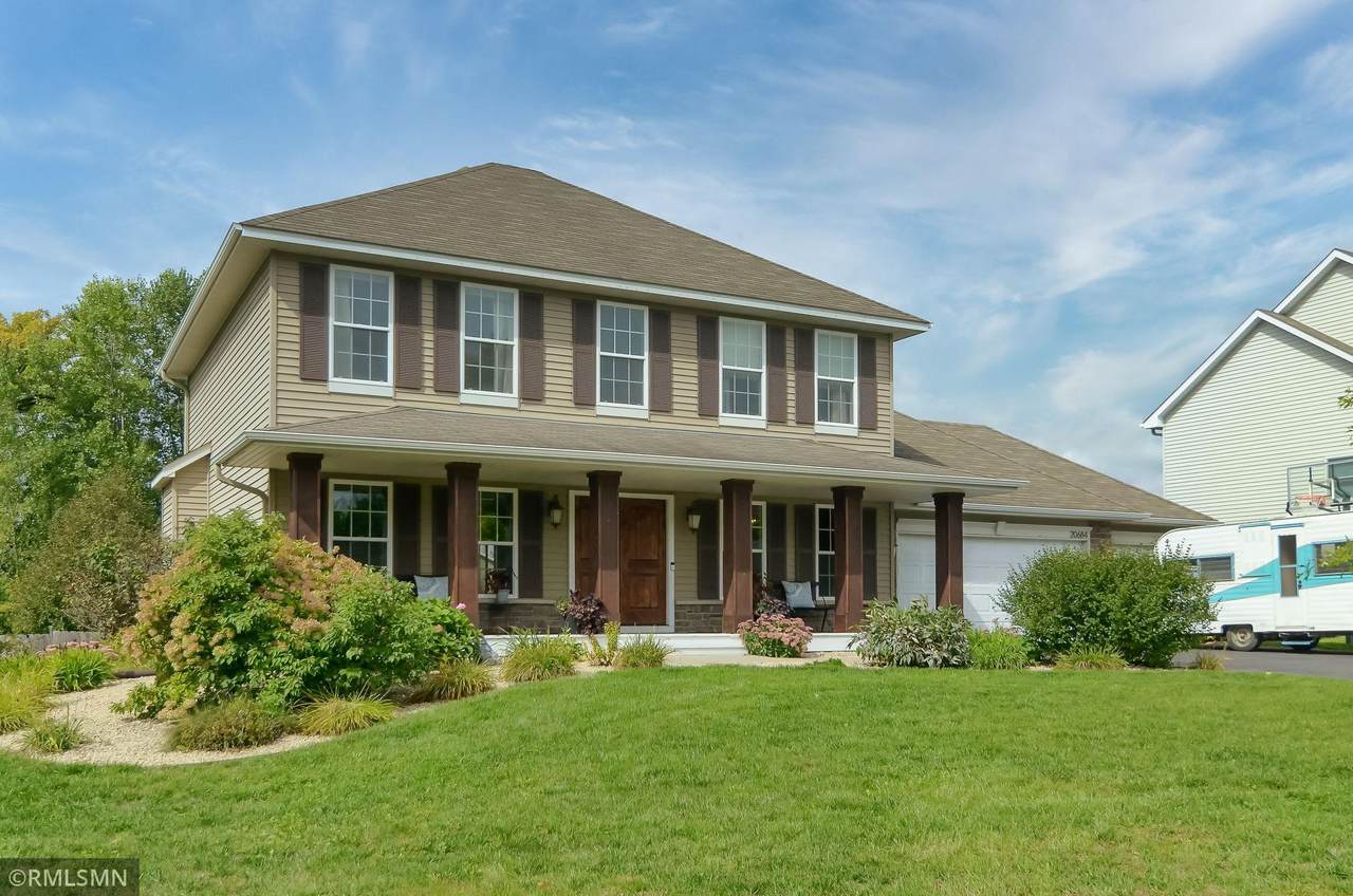 20684 Oaks Drive - Photo 1