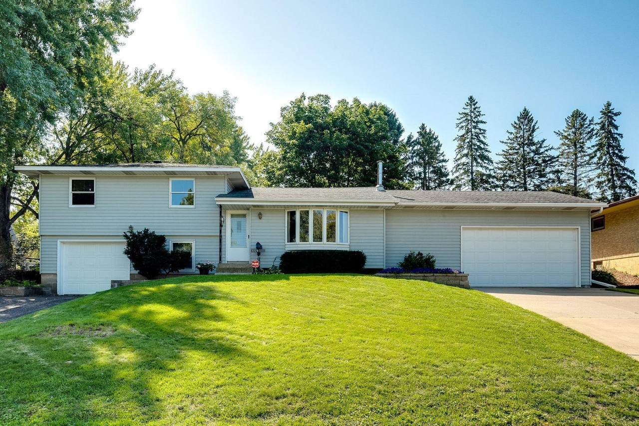 3226 Upper 71st Street - Photo 1