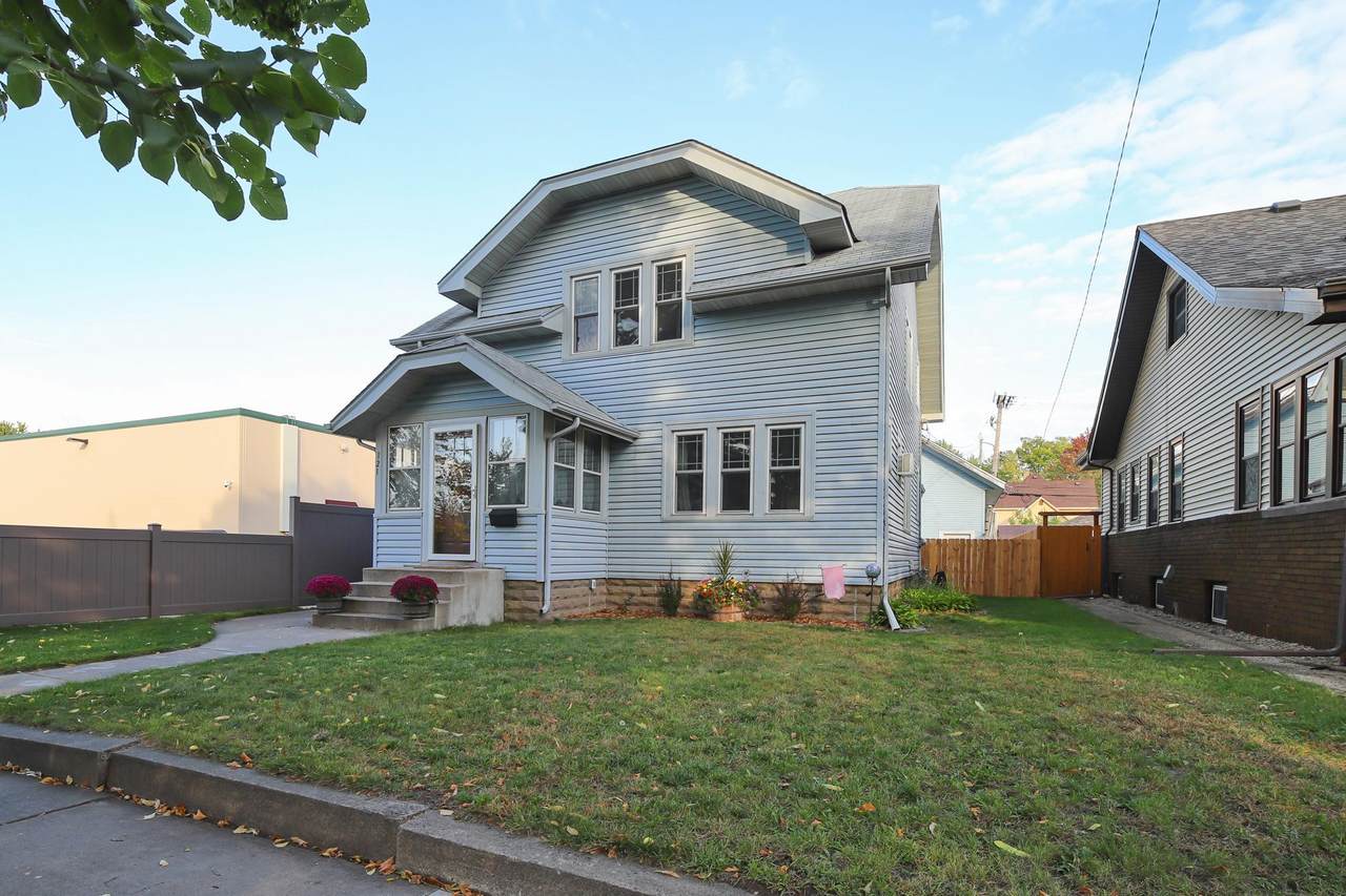 121 6th Avenue - Photo 1