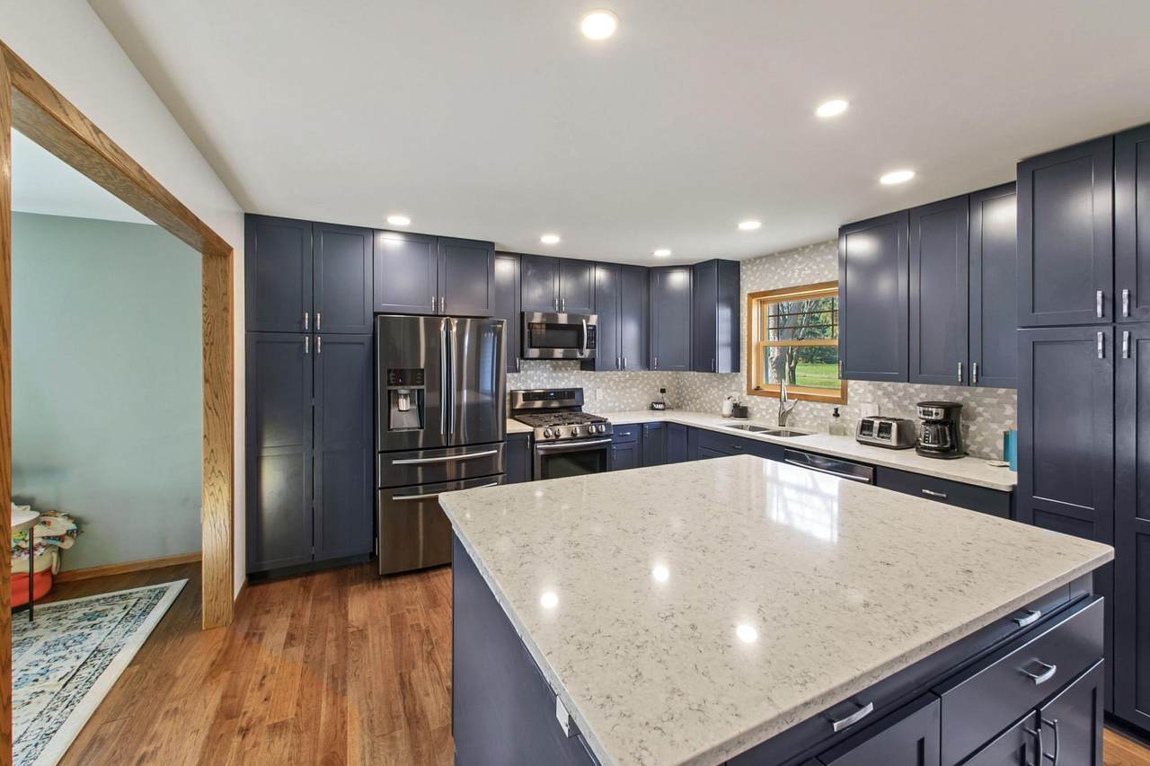 1622 Todd Court - Photo 1