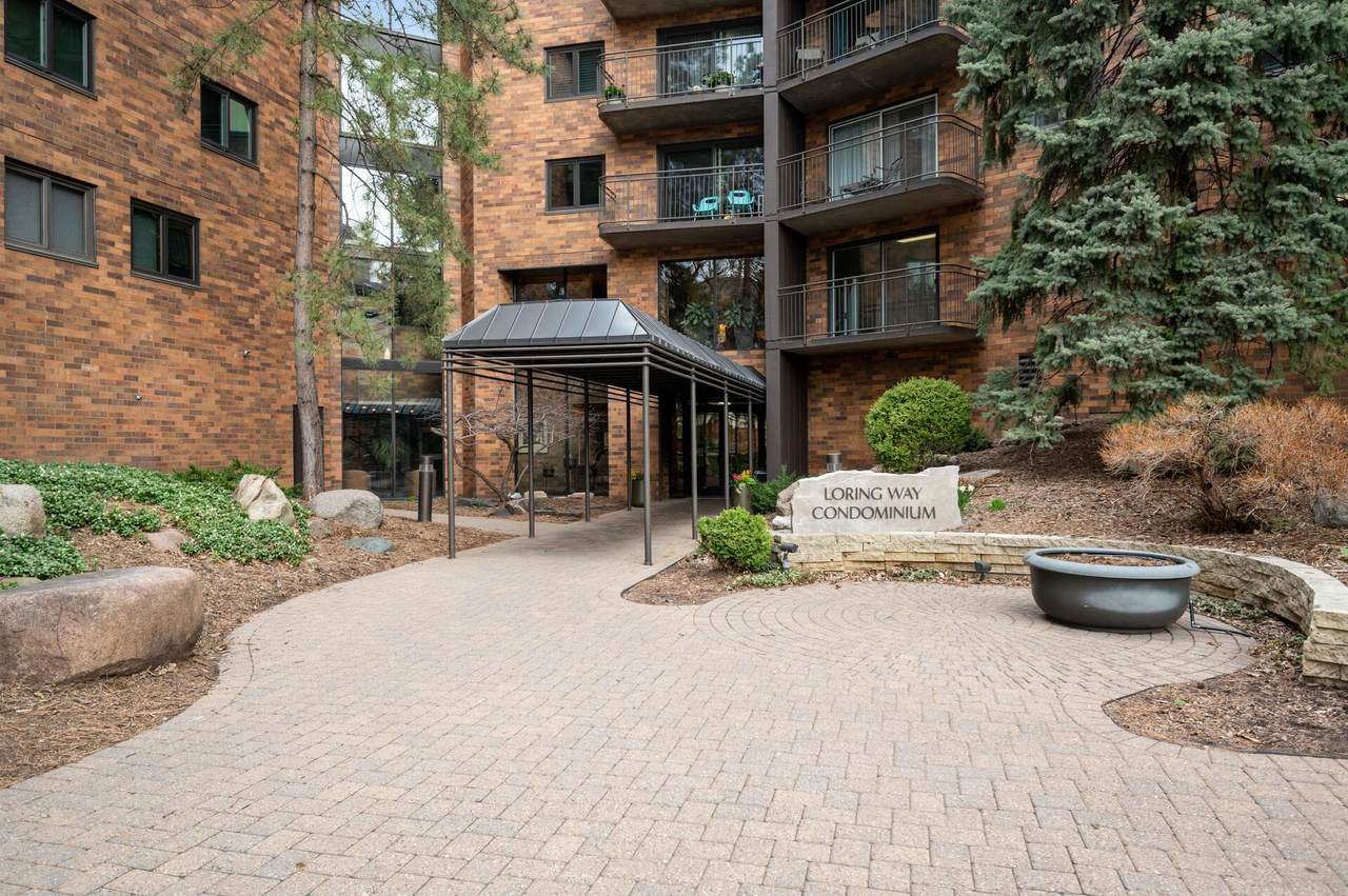 210 Grant Street - Photo 1