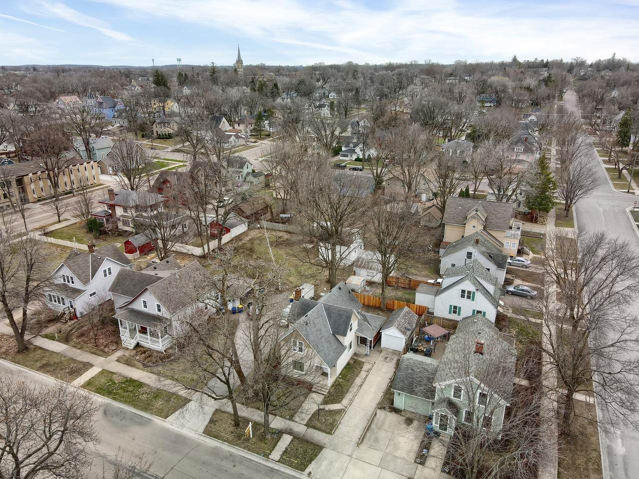423 3rd Street - Photo 1