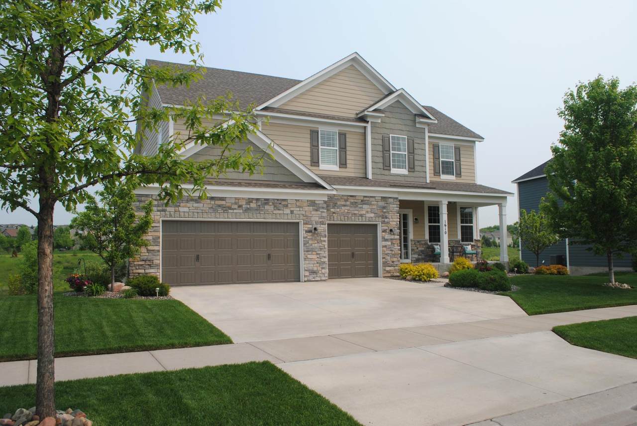1610 Bluewater Lane - Photo 1