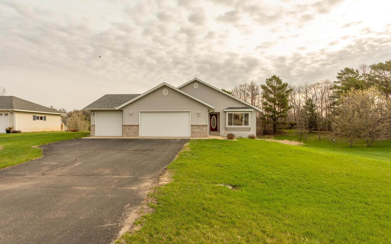 3335 Lakecrest Road - Photo 1