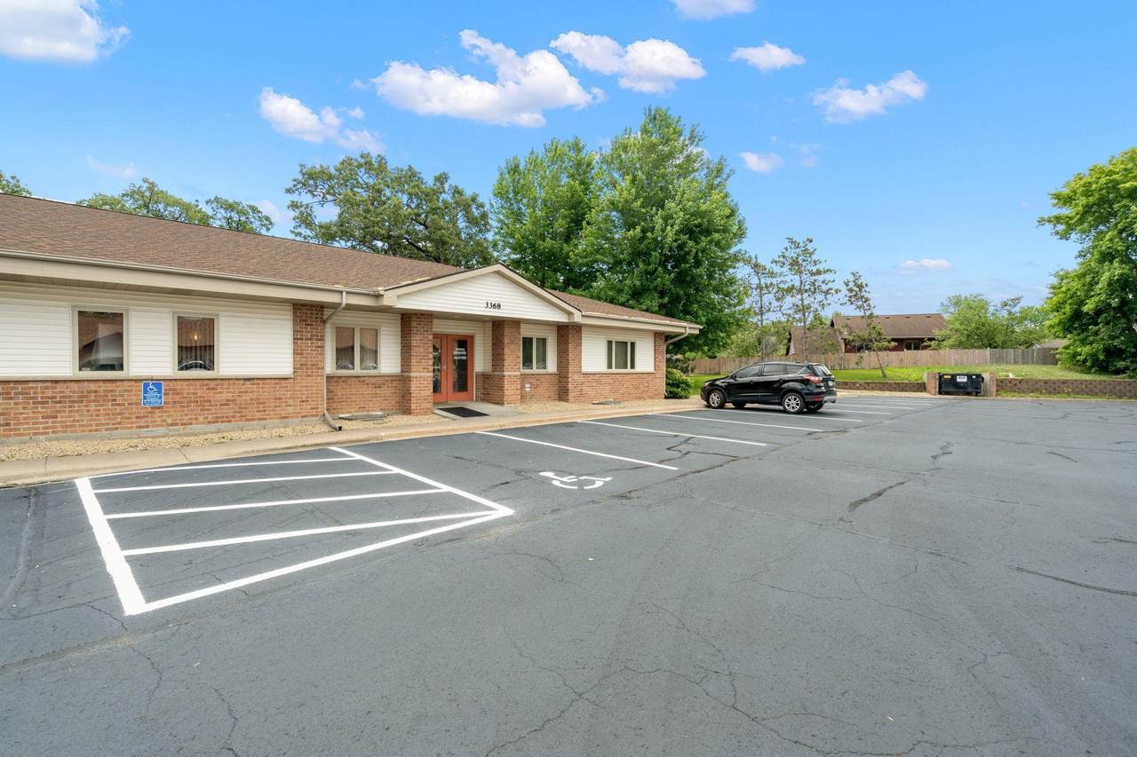 3368 Bunker Lake Boulevard - Photo 1