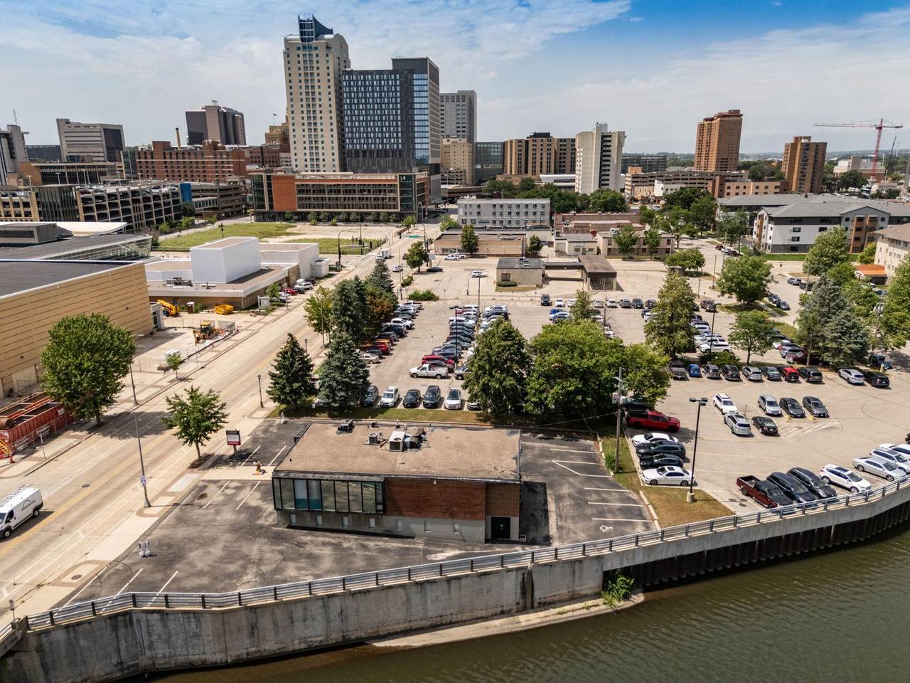 307 Center Street - Photo 1