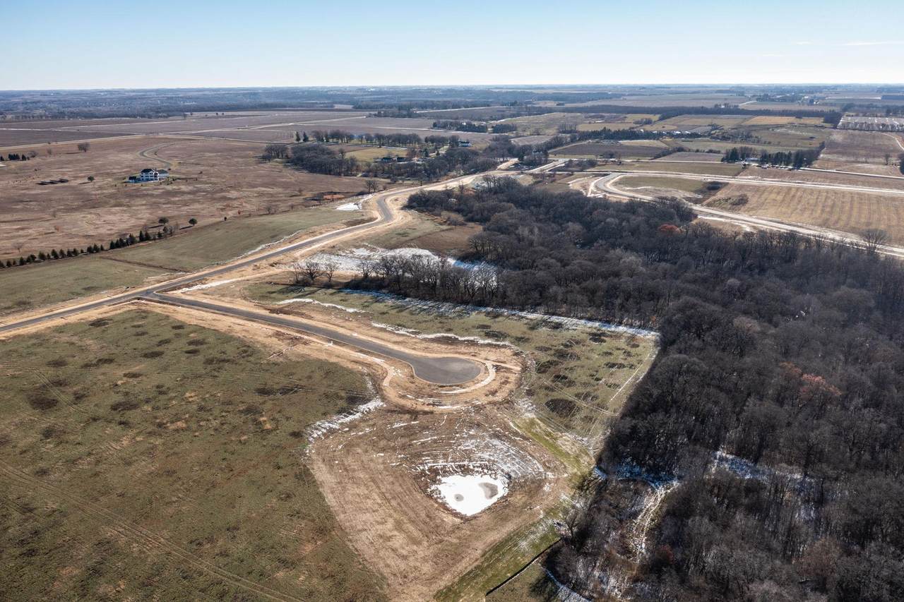 L1B1 Royal Oaks Circle - Photo 1