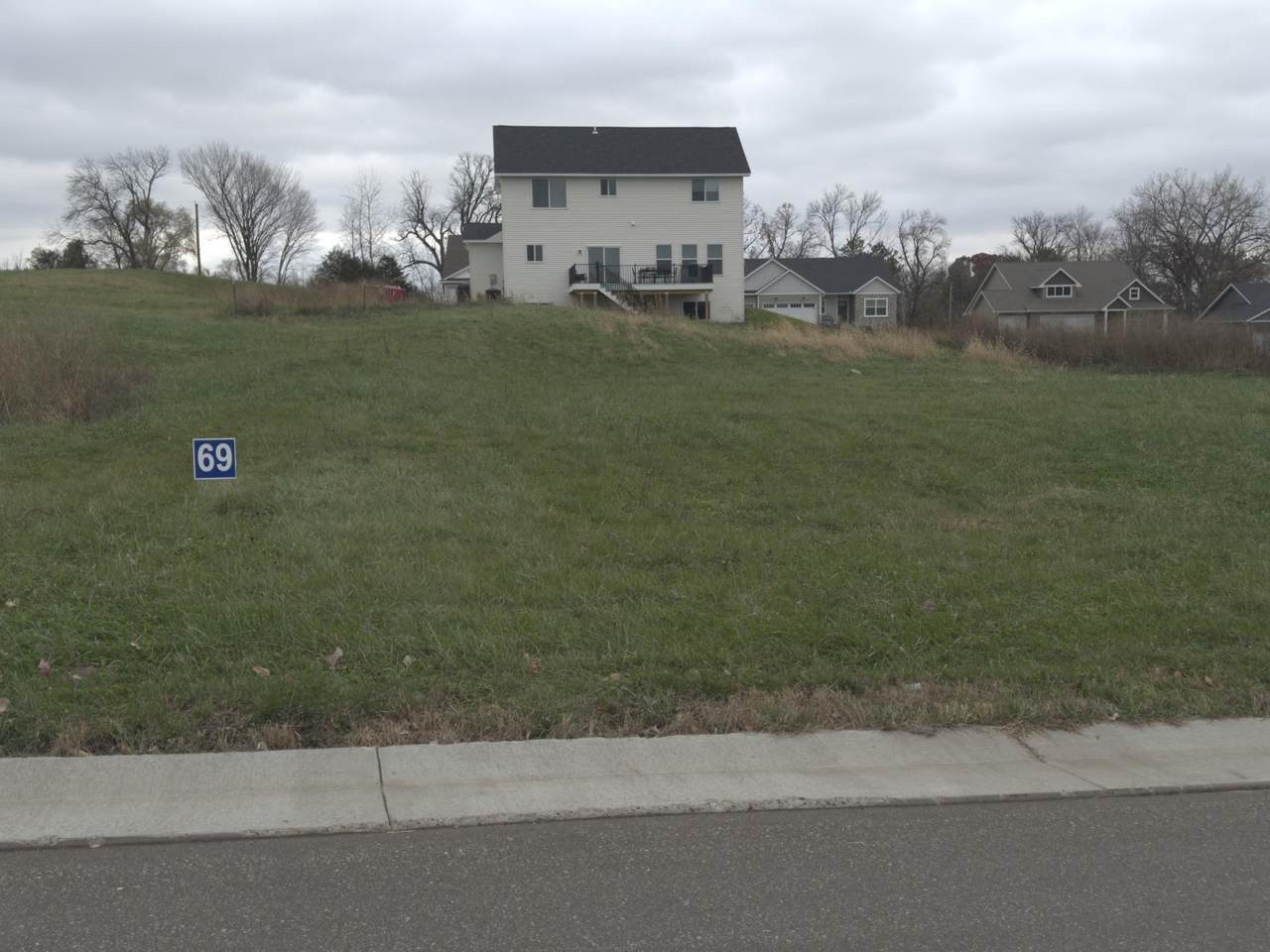 482 Delta Queen Avenue - Photo 1