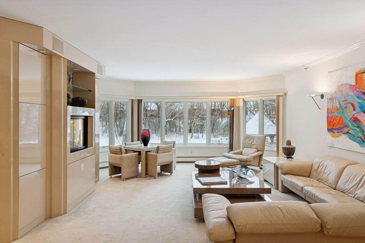12700 Sherwood Place - Photo 1