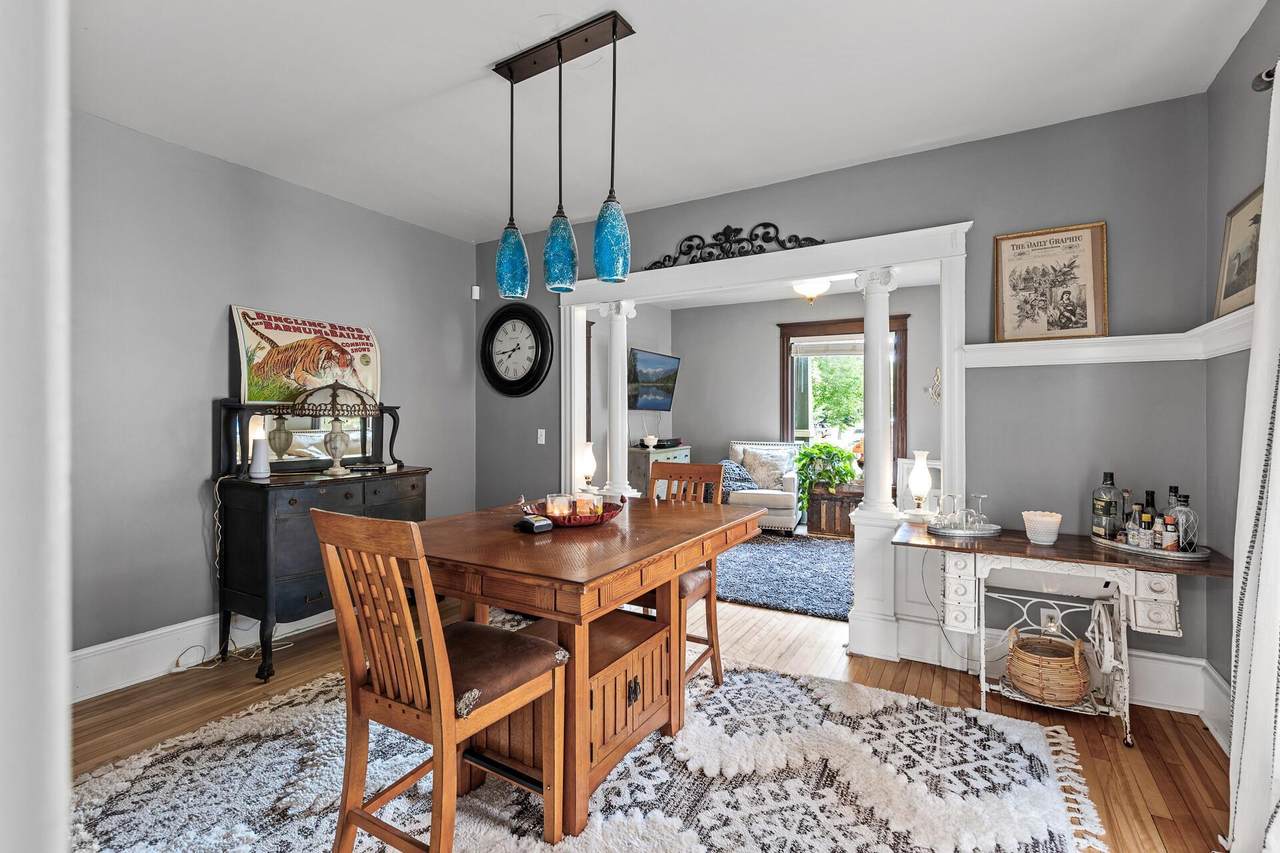 1835 Park Avenue - Photo 1