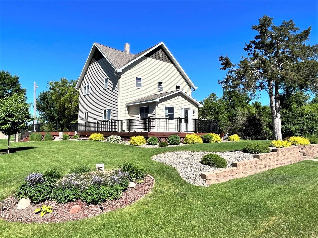 523 5th Avenue - Photo 1