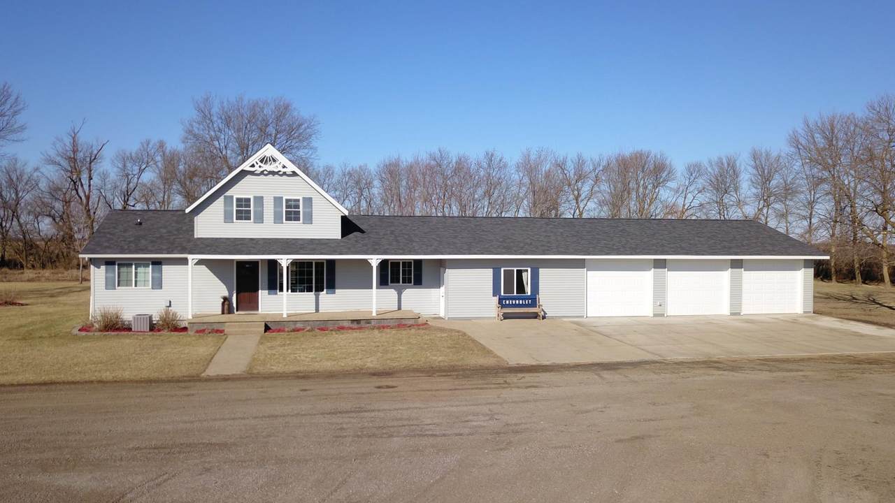 40749 Greencrest Road - Photo 1