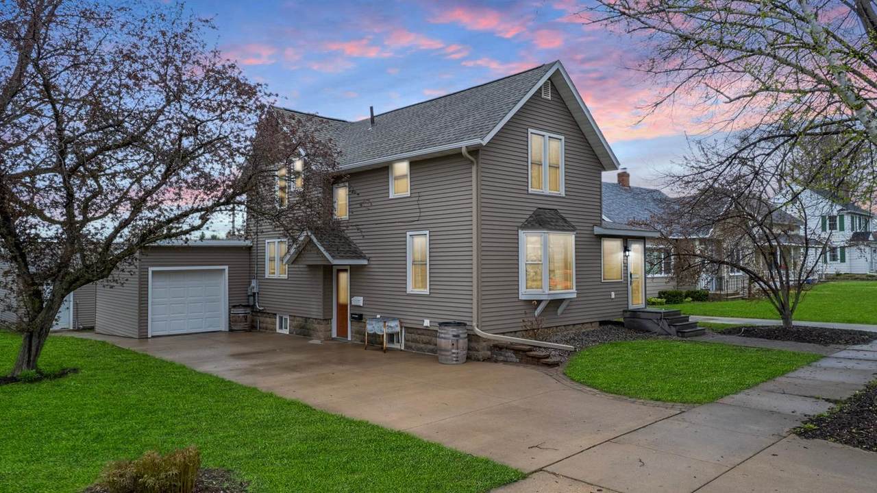 621 Fillmore Street - Photo 1