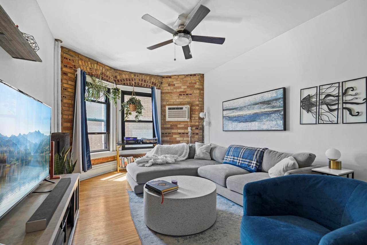 1204 Harmon Place - Photo 1