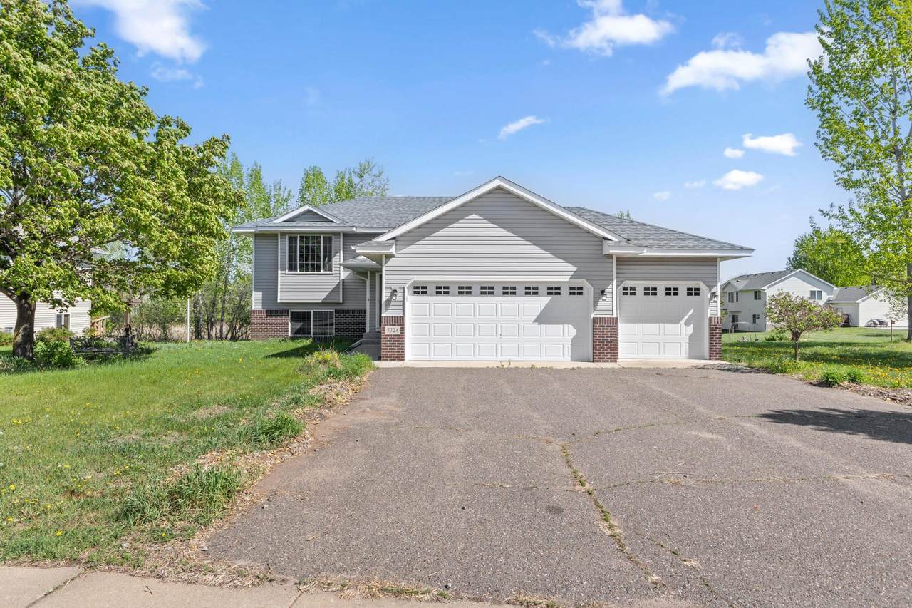 7724 385th Street - Photo 1