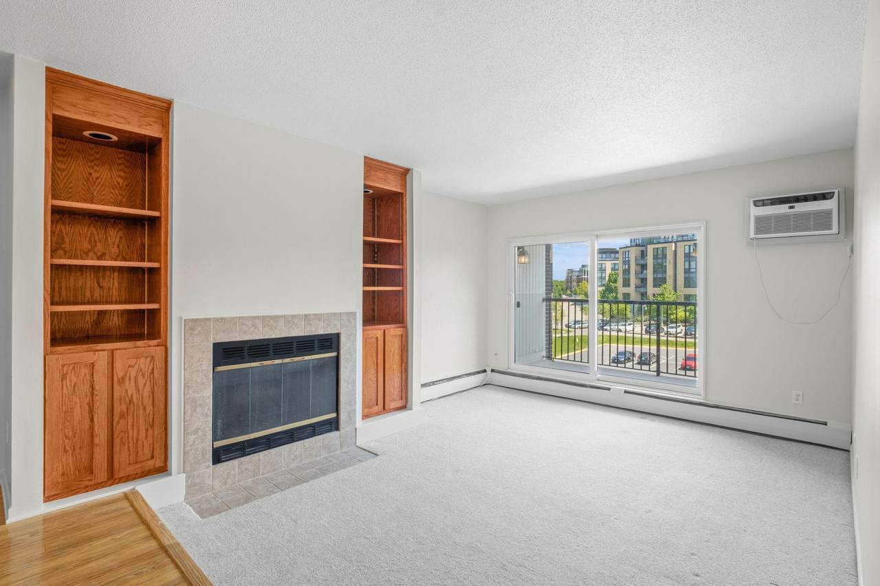 4820 Park Commons Drive - Photo 1