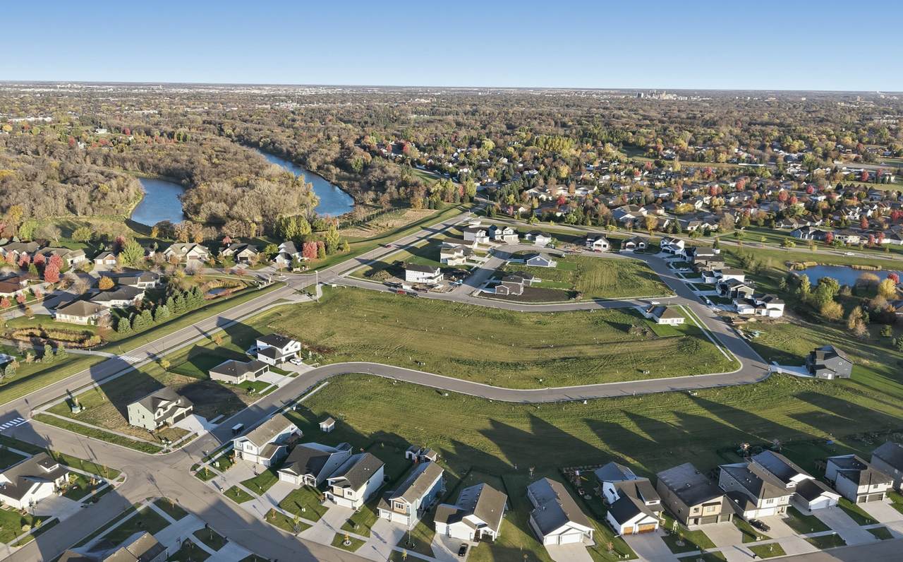 4804 4th Street - Photo 1