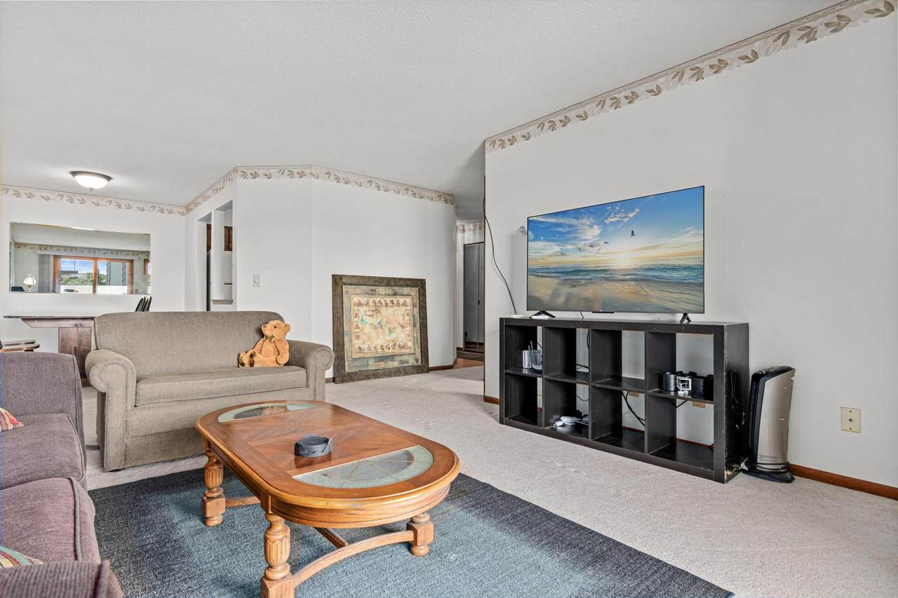 999 41st Avenue - Photo 1