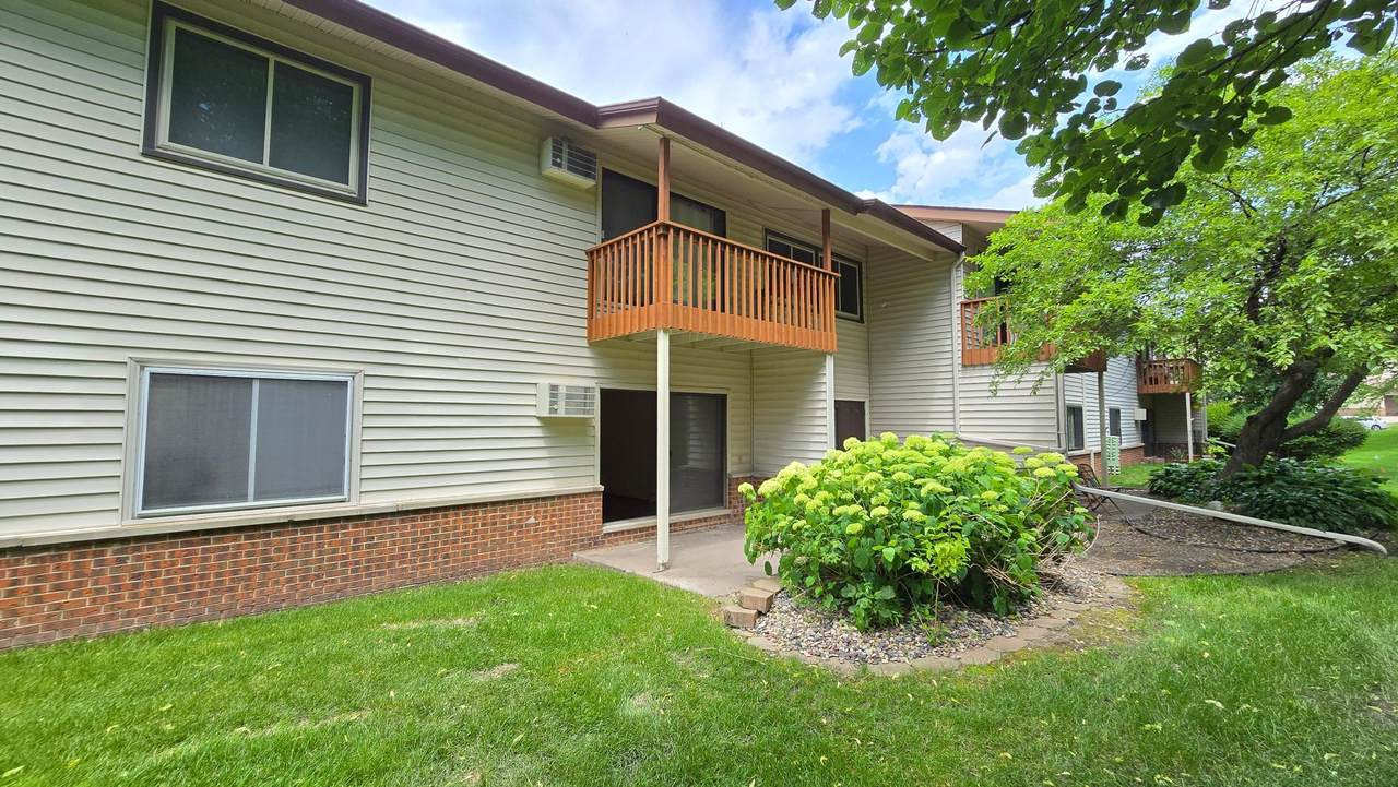 3919 Foss Road - Photo 1