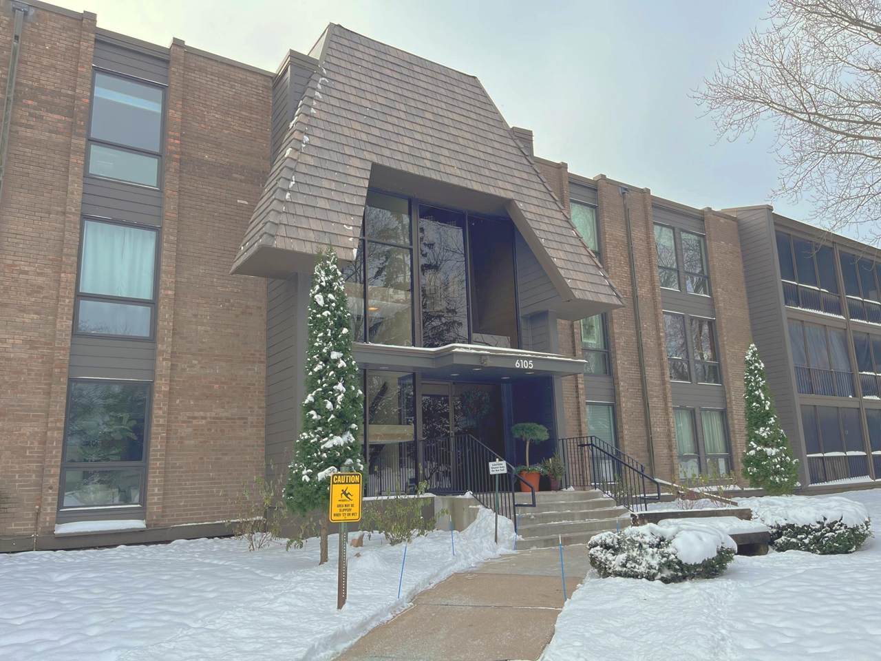 6105 Lincoln Drive - Photo 1