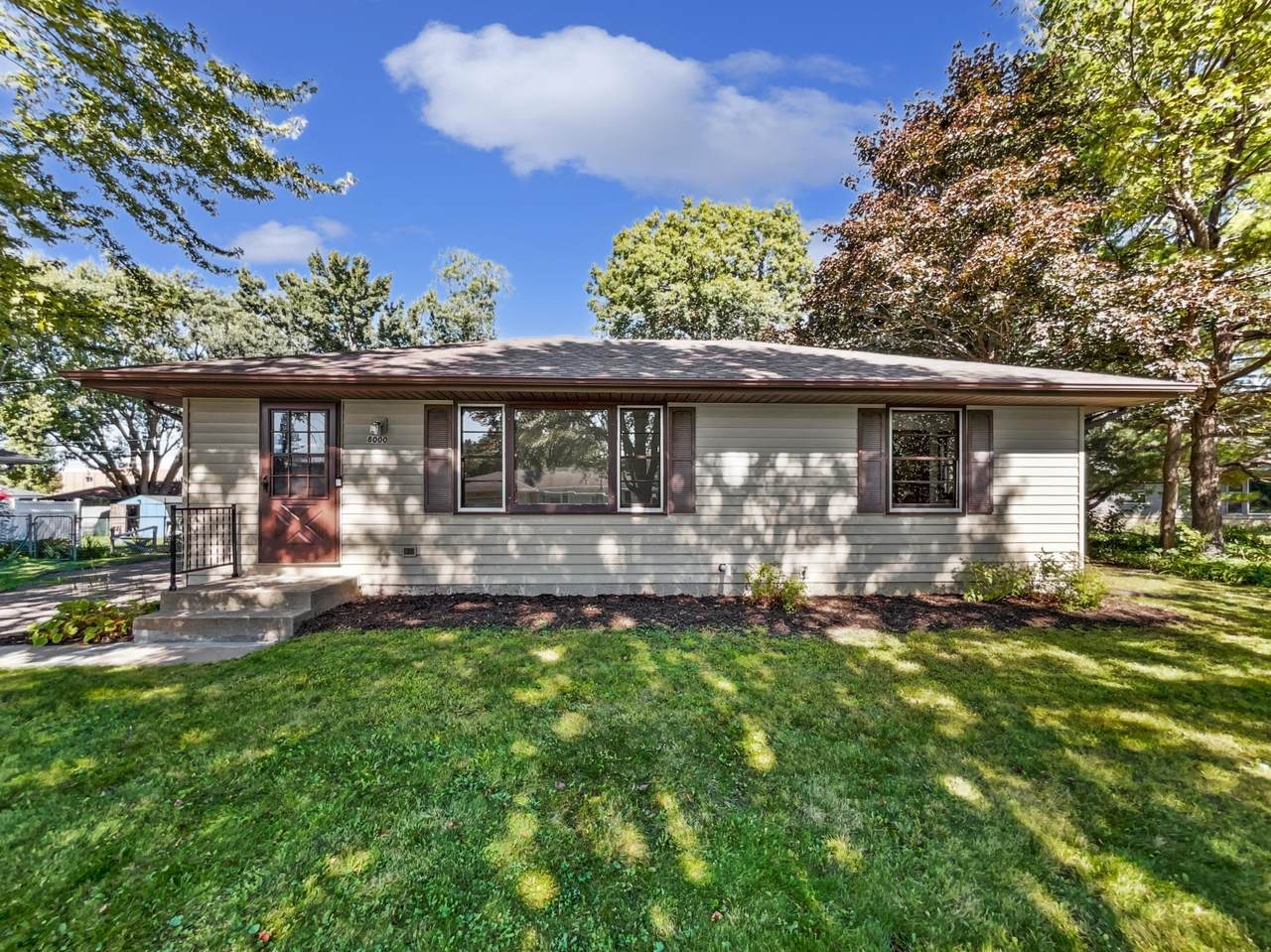 8000 Del Drive - Photo 1