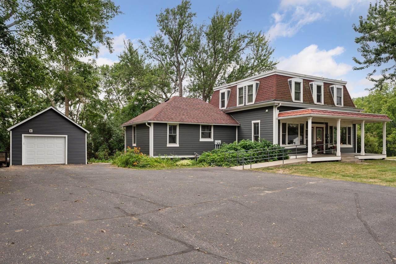 114 6th Street - Photo 1