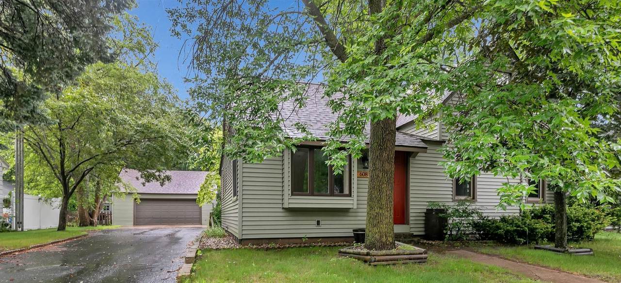 608 Summit Avenue - Photo 1