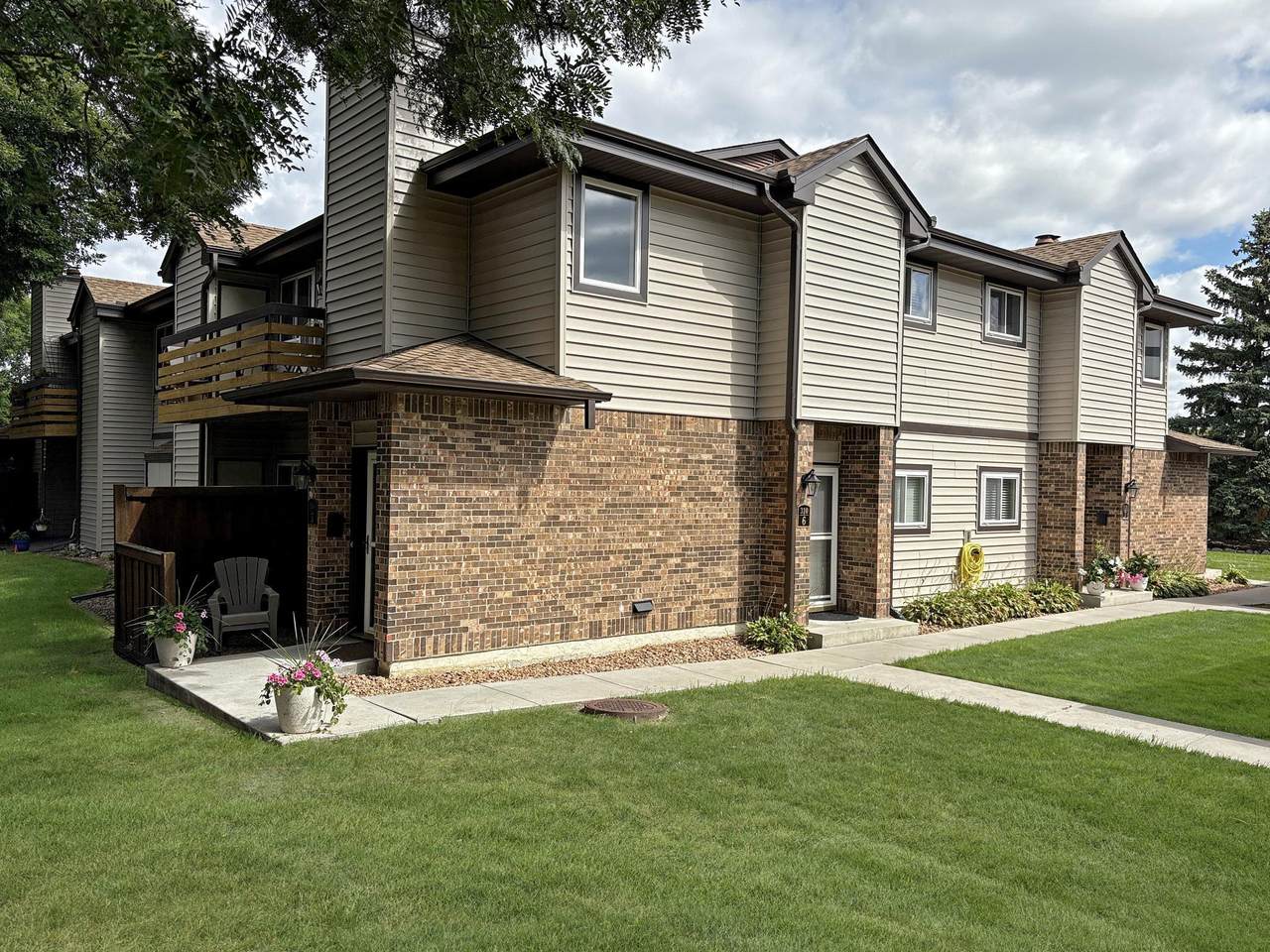 310 Ford Road - Photo 1