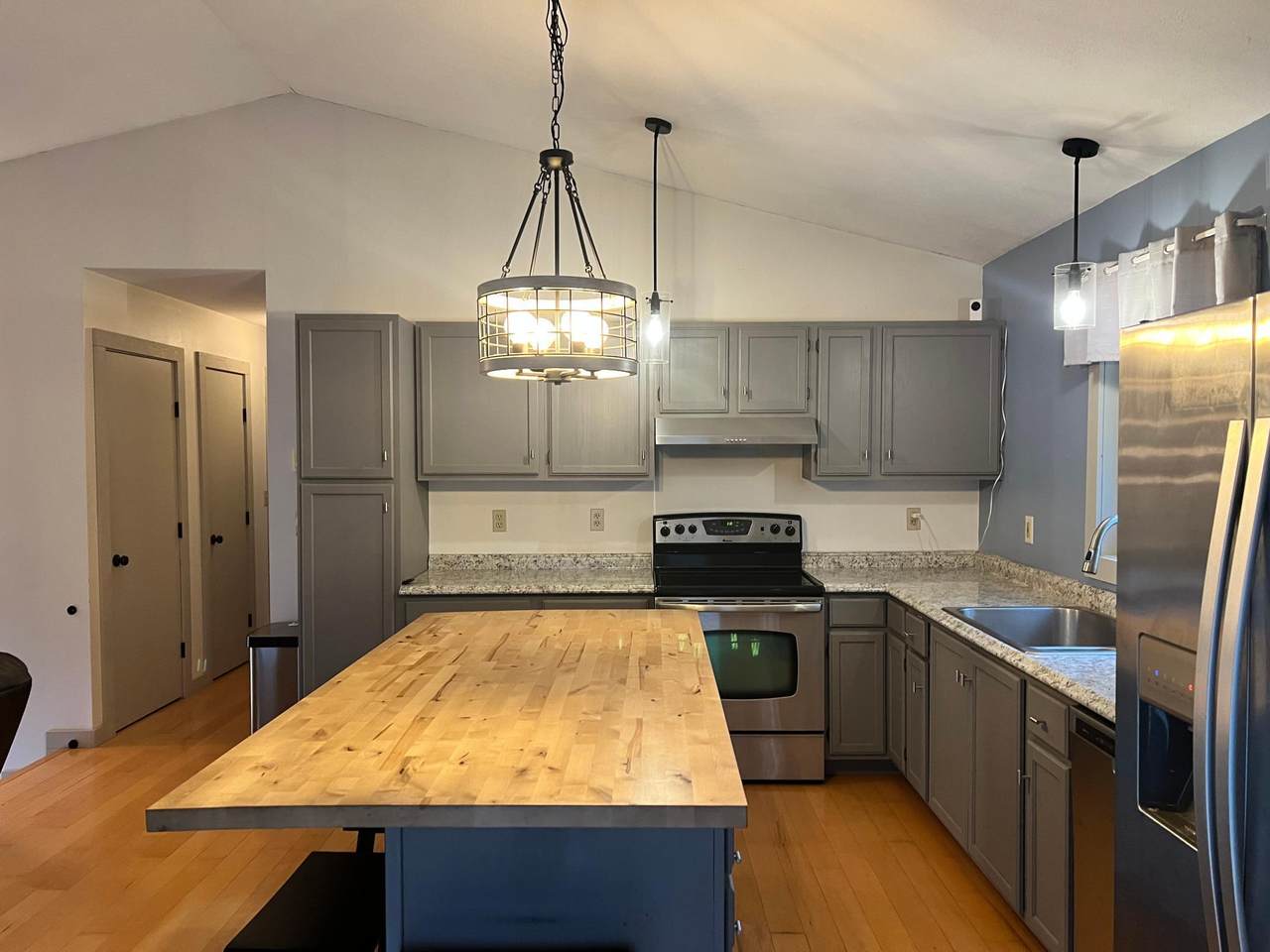 101 Summit Avenue - Photo 1