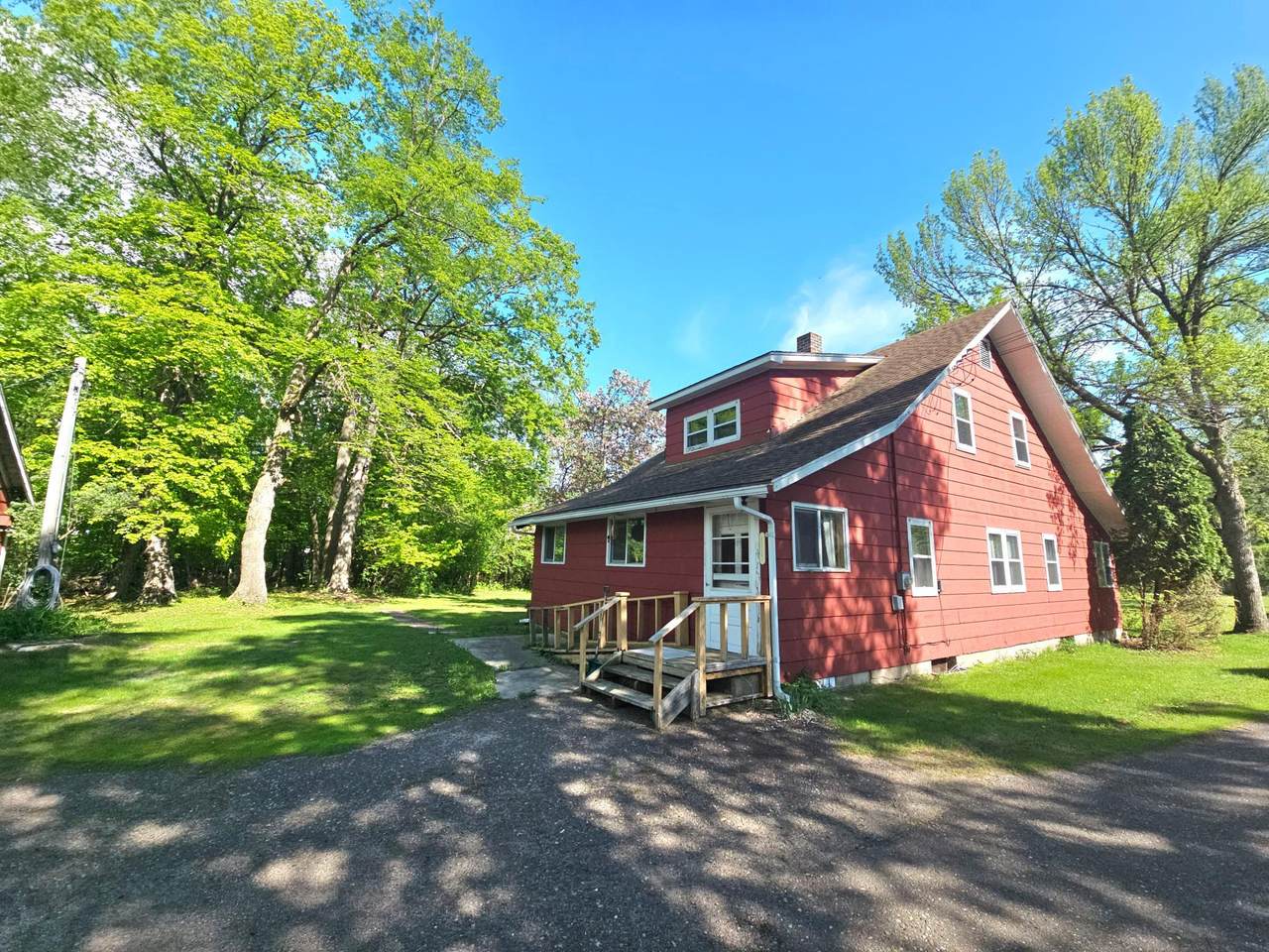 920 Evergreen Street - Photo 1