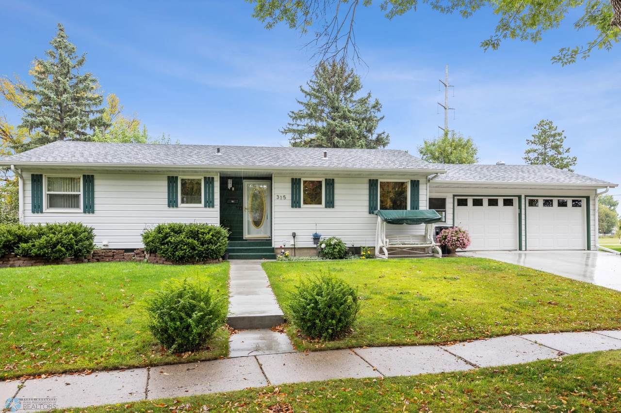 315 Cedar Lane - Photo 1