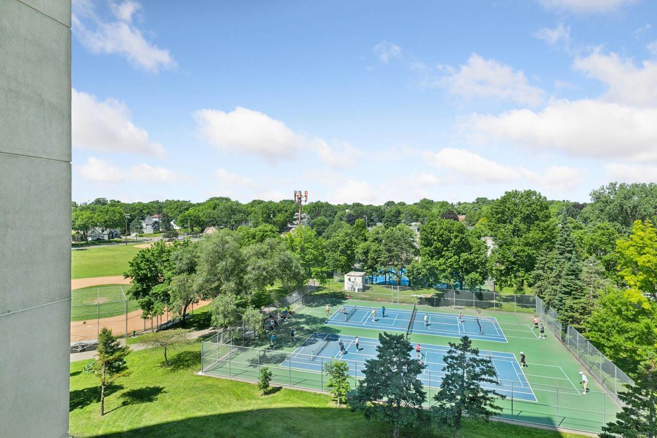 1181 Edgcumbe Road - Photo 1