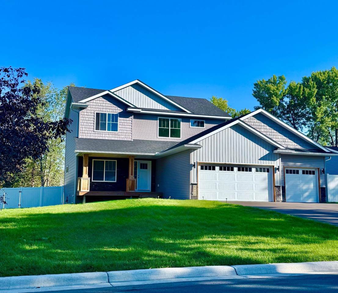 6048 Quebec Avenue - Photo 1