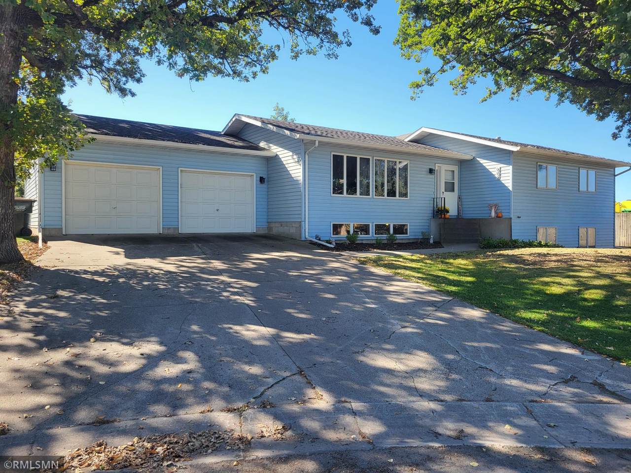 604 Fir Circle - Photo 1