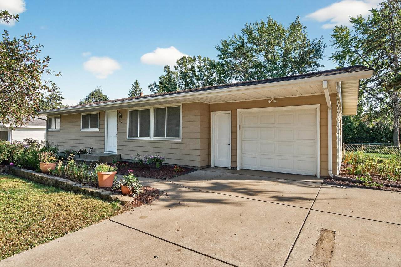 276 Dawn Avenue - Photo 1