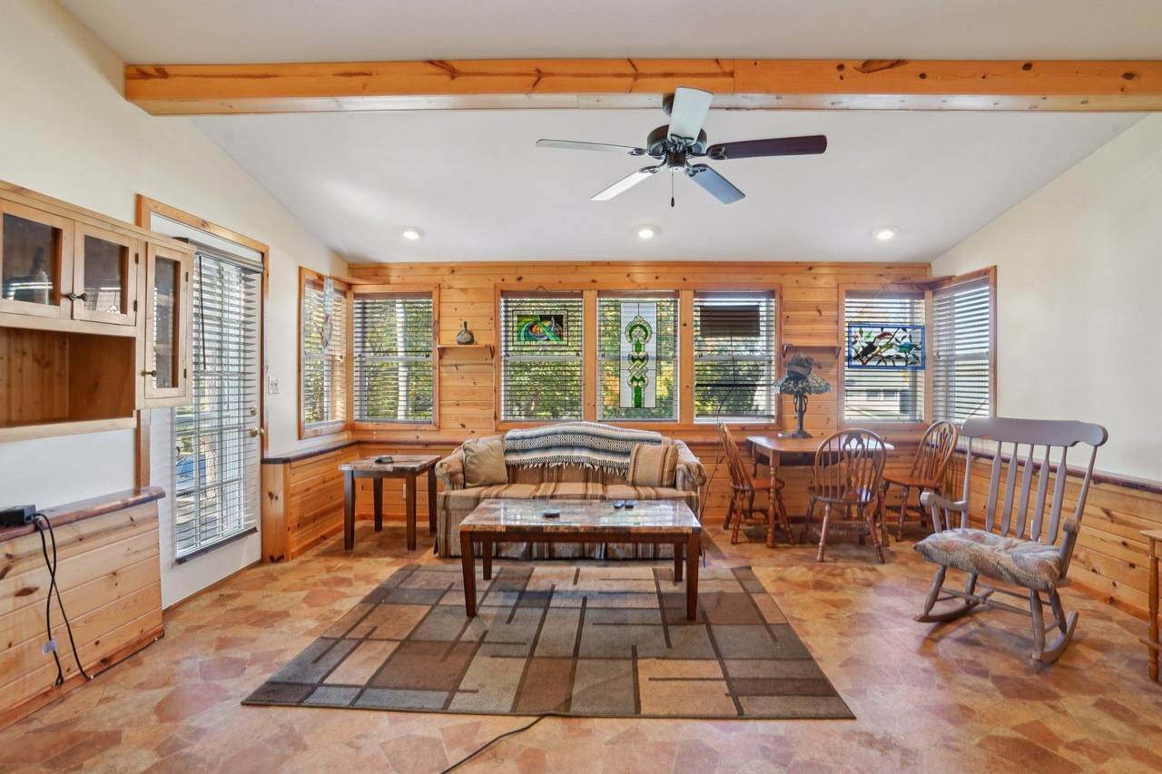 221 Jefferson Street - Photo 1