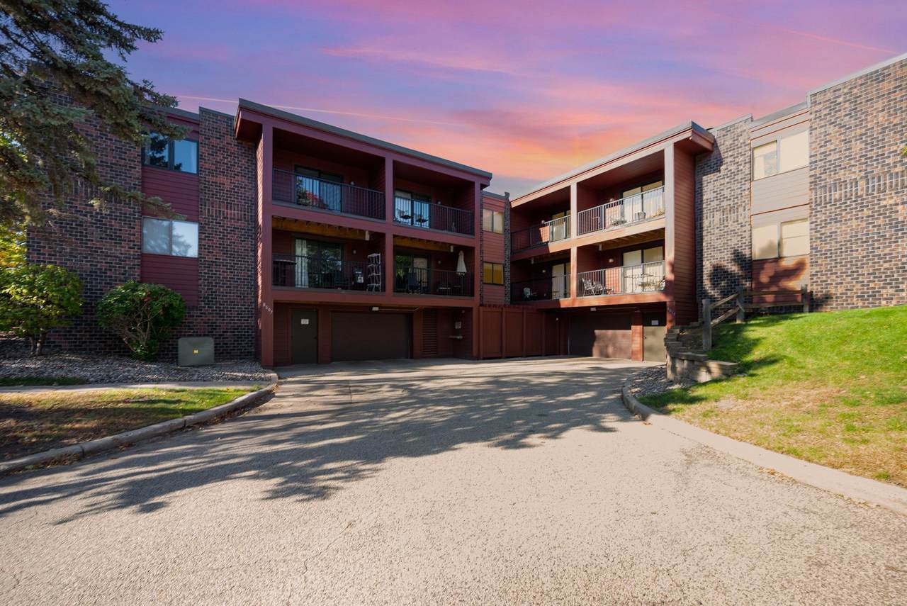 8013 Xerxes Avenue - Photo 1