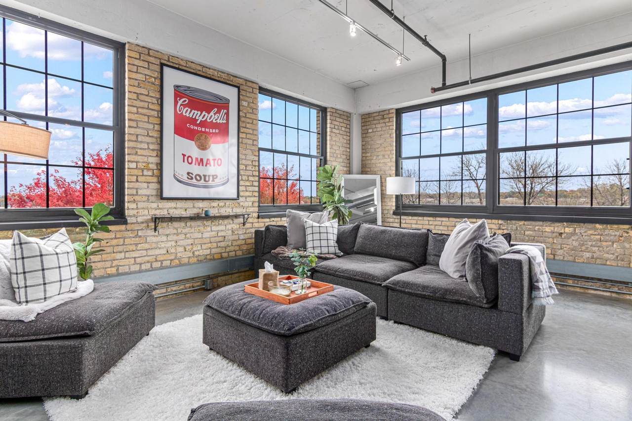 730 Stinson Boulevard - Photo 1