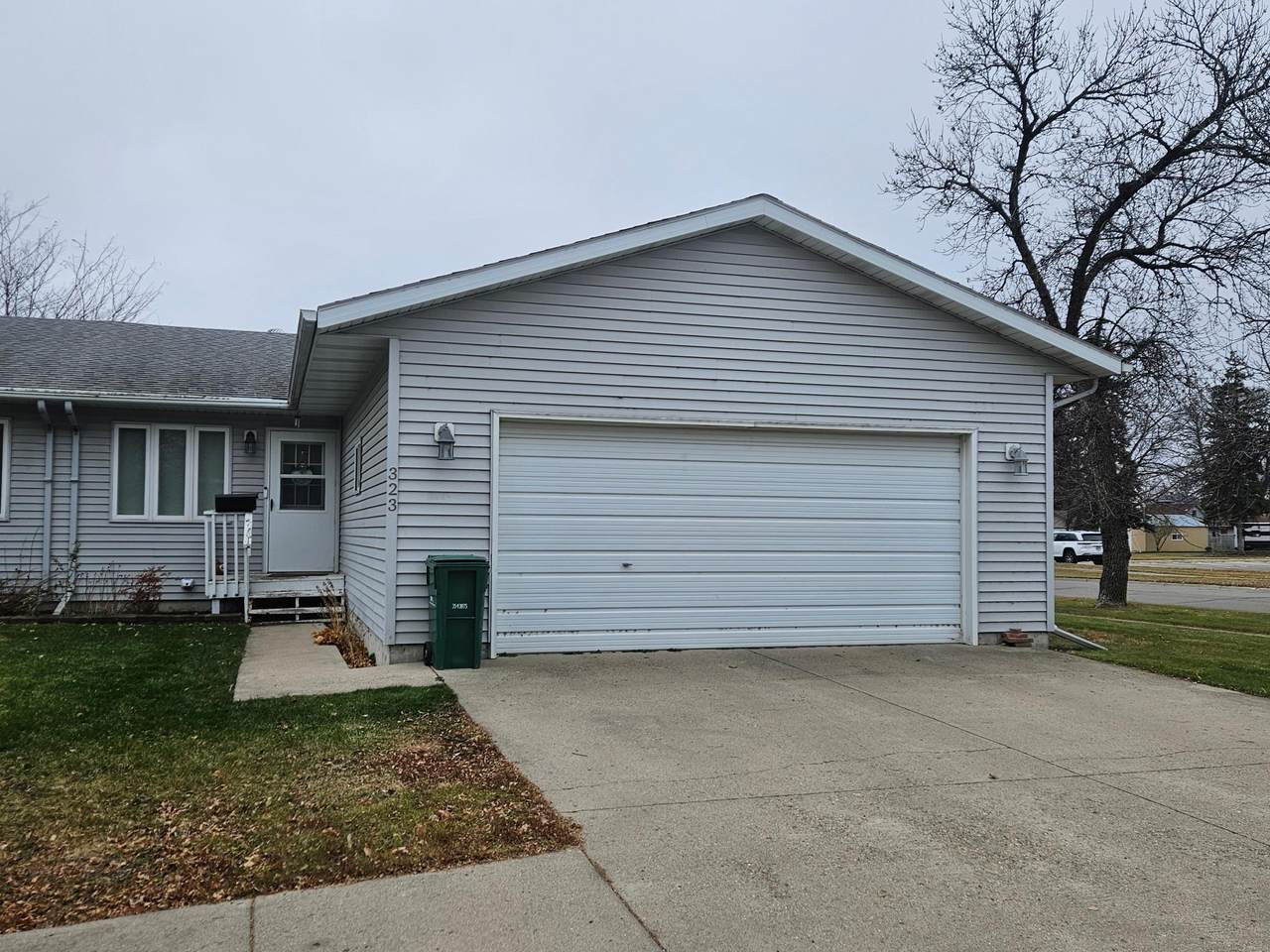 323 3rd Avenue - Photo 1