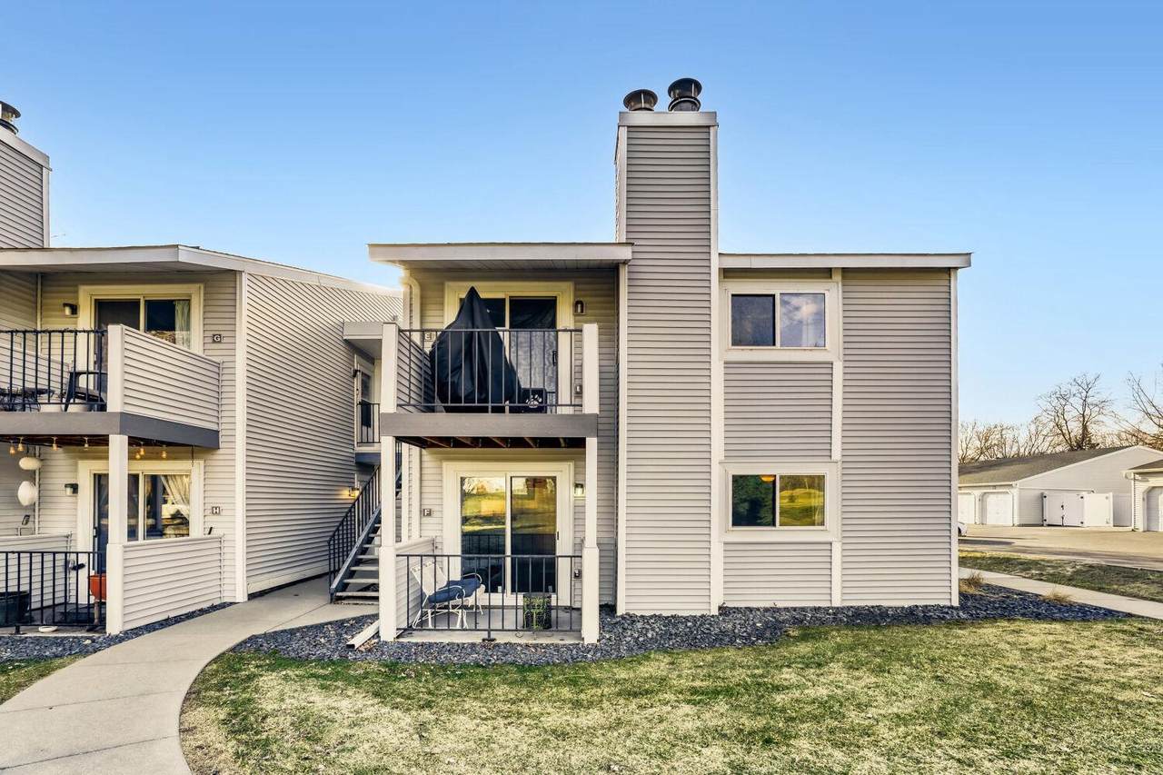 1713 Fulham Street - Photo 1