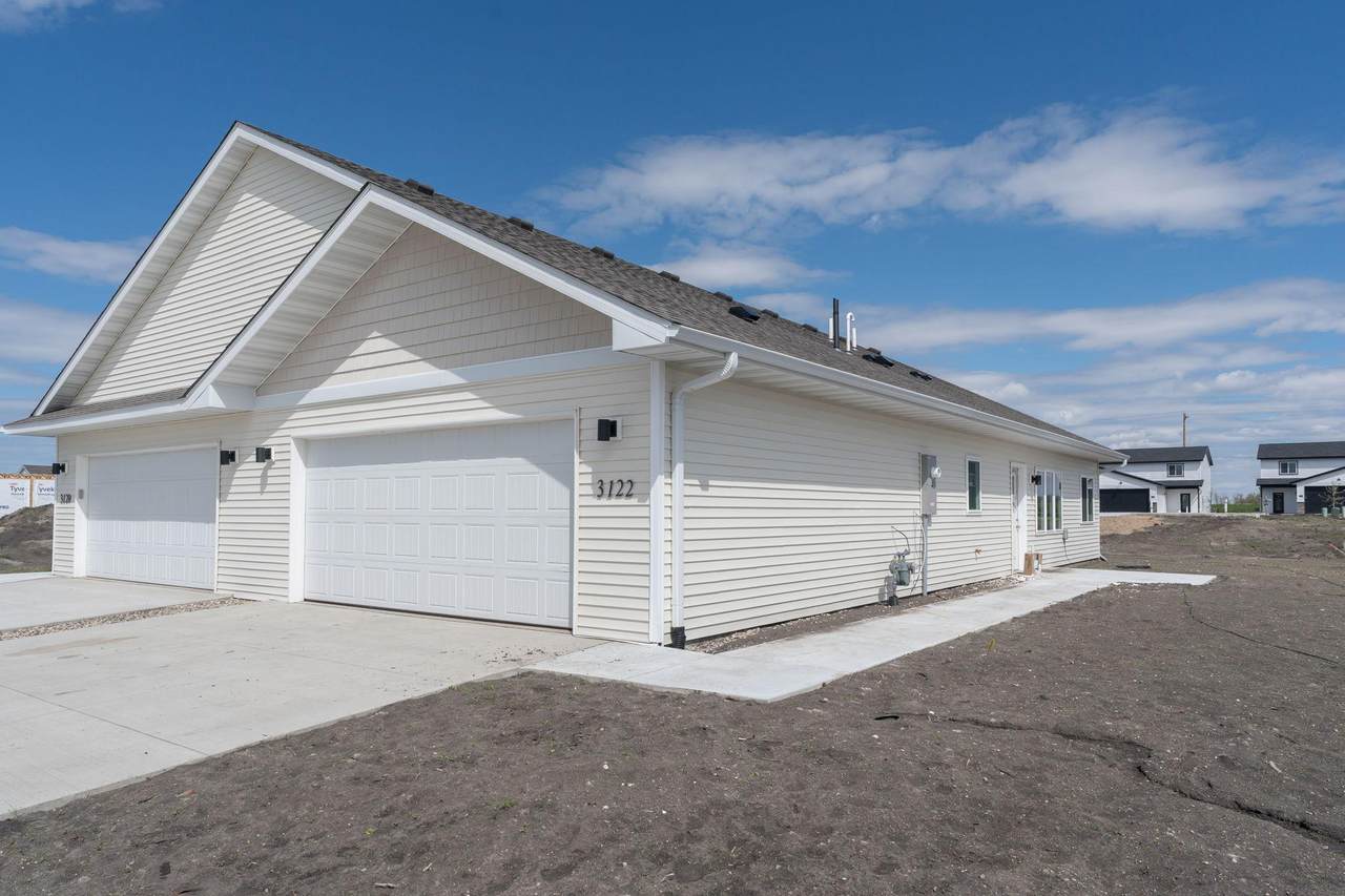 3122 Noble Drive - Photo 1