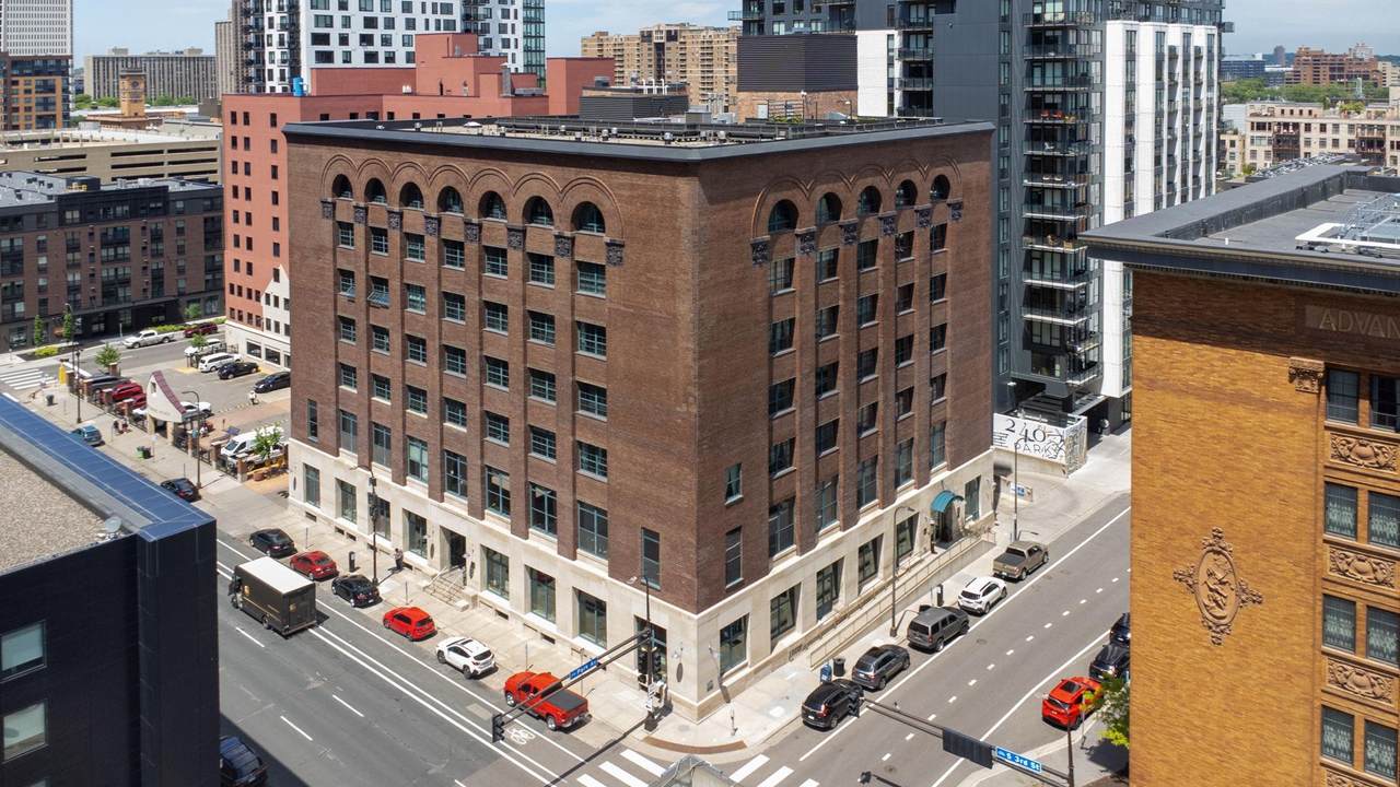 250 Park Avenue - Photo 1